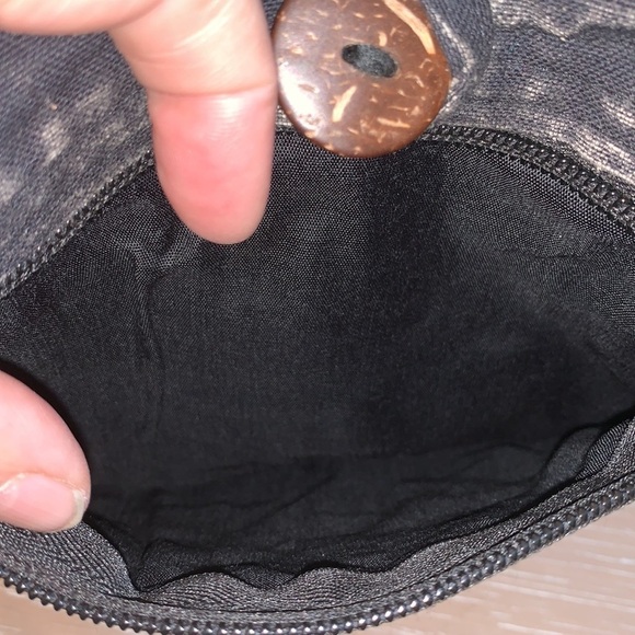 Boho Owl Crossbody bag, 2 zipper sections, long crossbody strap, fringe - Picture 3 of 7